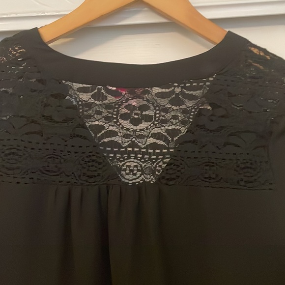 Light weight black blouse with rolled sleeves - Picture 3 of 3